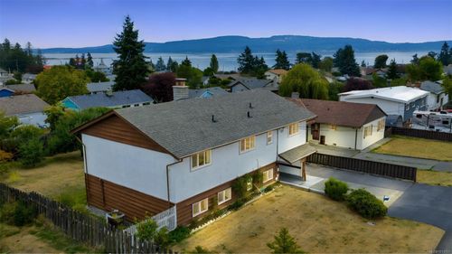 1585 Freda St, Crofton, BC, V0R1R0 | Card Image