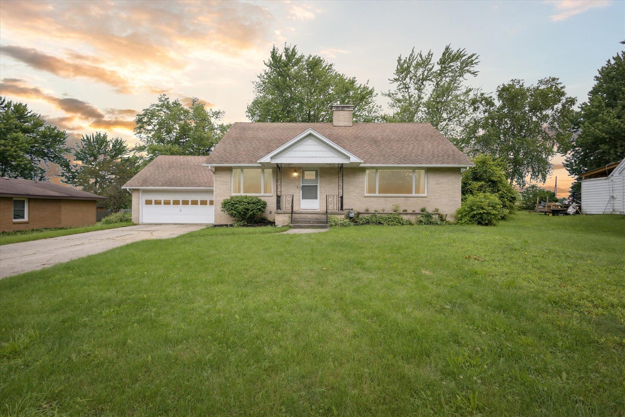 Reinberg Ave, Scottville, MI 49454