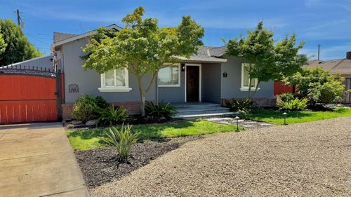 634 E Harney Lane, Lodi, CA, 95242 | Card Image