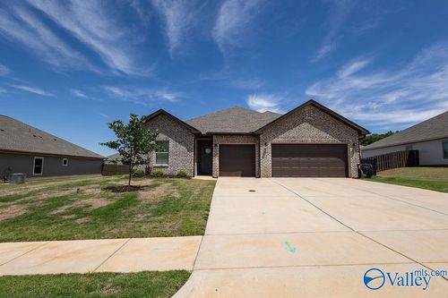 143 Sager Cir, Harvest, AL, 35749-5508 | Card Image