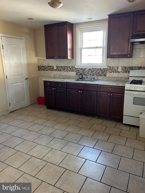 116 Richfield Rd, UPPER DARBY, PA, 19082-4126 | Card Image