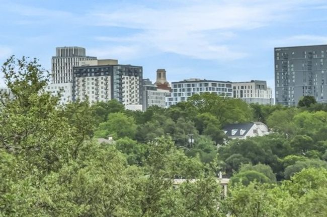 UT Tower Zoom | Image 33