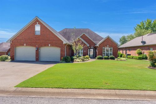 111 James Ct, Florence, AL, 35630-8929 | Card Image