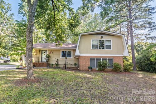 1659 Maple Ave, Albemarle, NC, 28001-4541 | Card Image