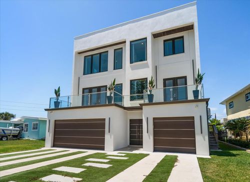 16047 Redington Dr, REDINGTON BEACH, FL, 33708-1662 | Card Image