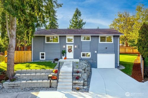 1103 Vashon Ct Ne, Renton, WA, 98059-4412 | Card Image