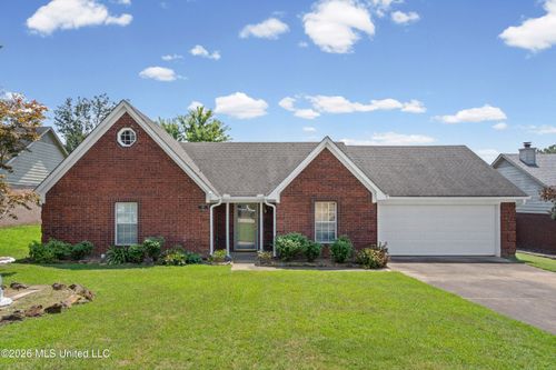 1867 Thomas St, Horn Lake, MS, 38637-3319 | Card Image