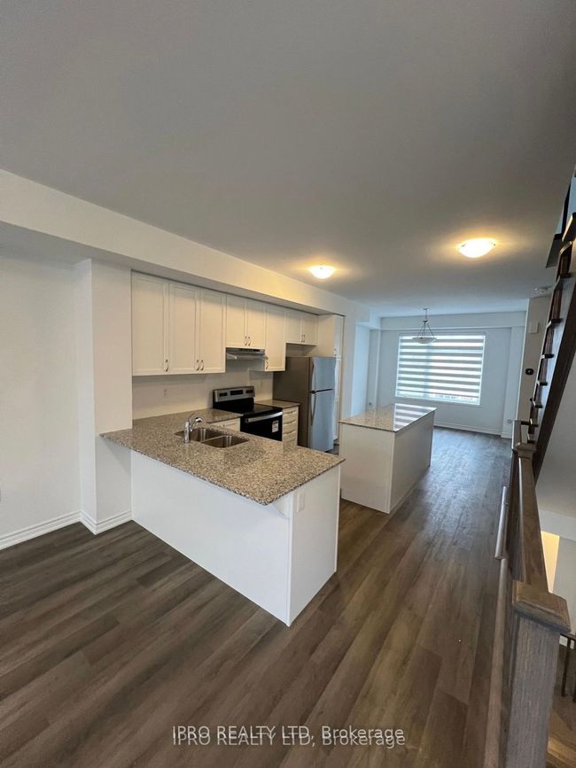 2 Plume St, House attached with 3 bedrooms, 3 bathrooms and 1 parking in Brampton ON | Image 13