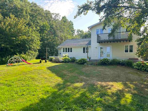 20 Youngs Rd, Ingonish Beach, NS, B0C1L0 | Card Image