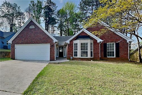 615 Paris Dr, Lawrenceville, GA, 30043-6138 | Card Image