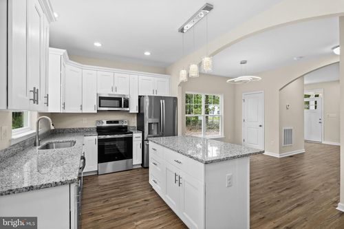 141 Yorktown Blvd, LOCUST GROVE, VA, 22508-5127 | Card Image