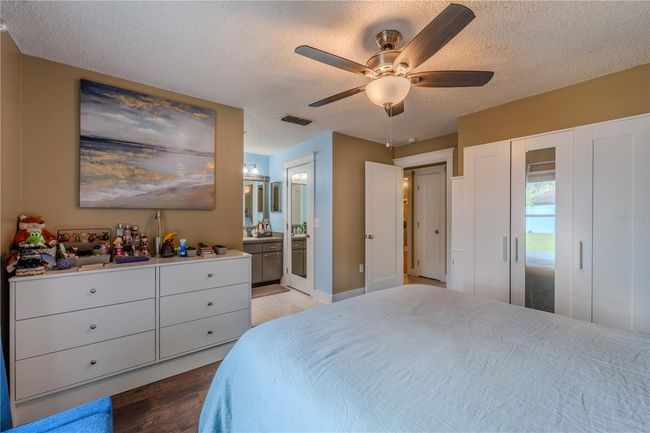 3013 Hunkin Cir, House other with 3 bedrooms, 2 bathrooms and null parking in DELTONA FL | Image 5