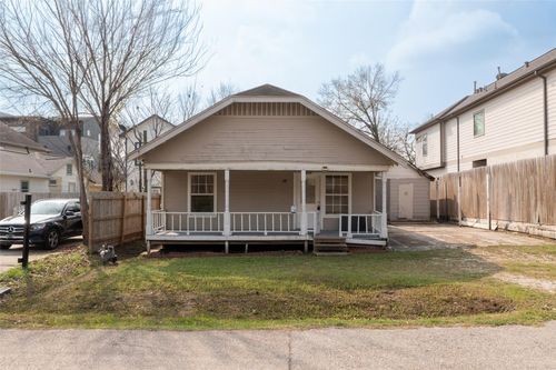 5229 Eigel St, Houston, TX, 77007-3225 | Card Image