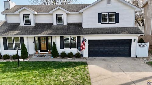 3905 W 8th St, Lawrence, KS, 66049-3608 | Card Image