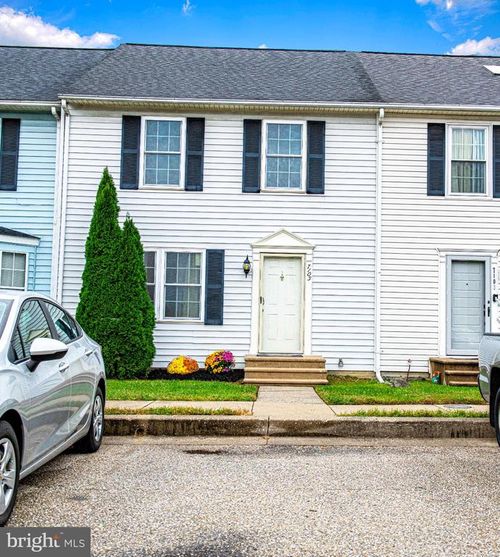 7105 Rutherford Green Cir, WINDSOR MILL, MD, 21244-3481 | Card Image