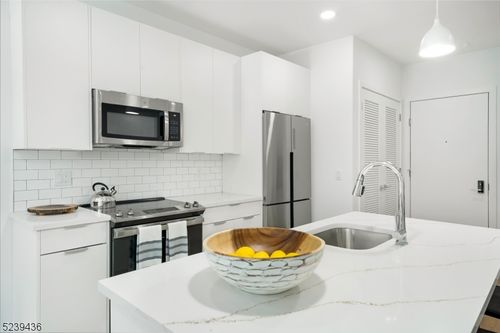 apt-207-803 South Ave, Plainfield, NJ, 07062-1876 | Card Image