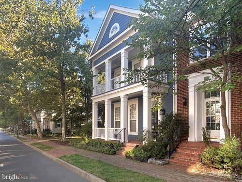 807 Monument Ave, WOODBRIDGE, VA, 22191-5407 | Card Image
