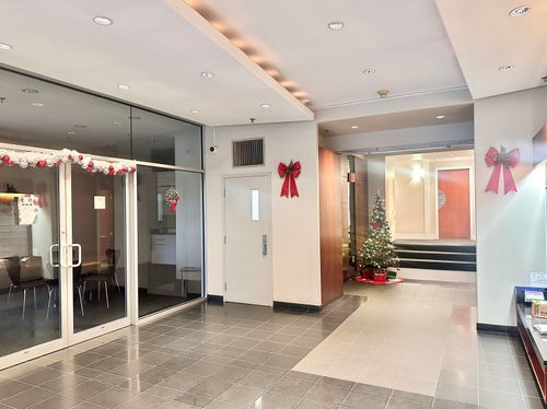 304-2655 Cranberry Dr, Vancouver, BC, V6K4V5 | Card Image