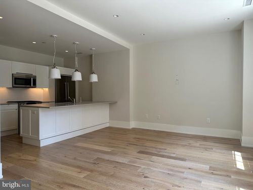 apt-4d-1805 Walnut St, PHILADELPHIA, PA, 19103-4742 | Card Image