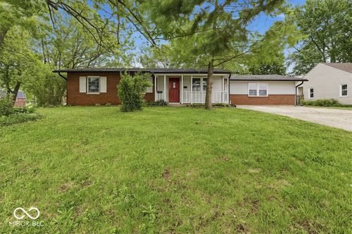 651 Indiana St, Mooresville, IN, 46158-1218 | Card Image
