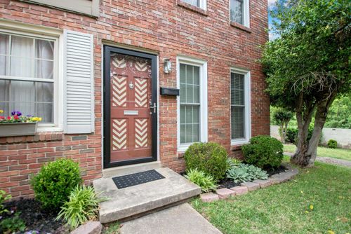 601 Brookside Drive, Apt 8, Little Rock, AR, 72205 | Card Image