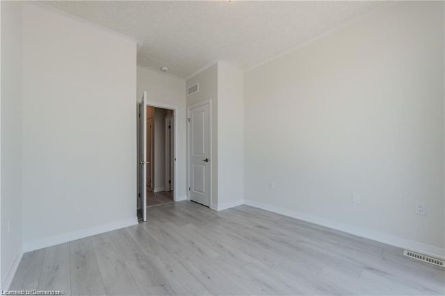 A011 - 142 Foamflower Pl, Townhouse with 2 bedrooms, 3 bathrooms and 1 parking in Waterloo ON | Image 17