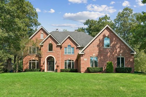 13230 Hidden Valley Dr, Homer Glen, IL, 60491-6939 | Card Image