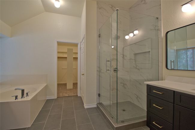 2423 Falcon Dr, House other with 3 bedrooms, 3 bathrooms and 4 parking in Round Rock TX | Image 19