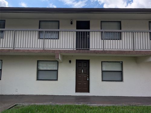 6040 Shaker Wood Circle, Tamarac, FL, 33319 | Card Image