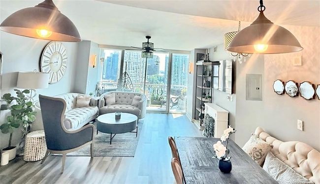 APT-1507 - 3338 Peachtree Rd Ne, Condo with 2 bedrooms, 2 bathrooms and 2 parking in Atlanta GA | Image 13