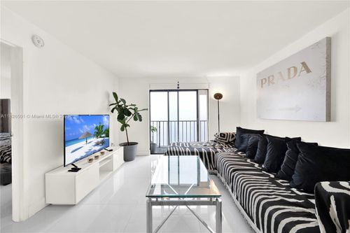 apt-402-1225 West Ave, Miami Beach, FL, 33139-4355 | Card Image