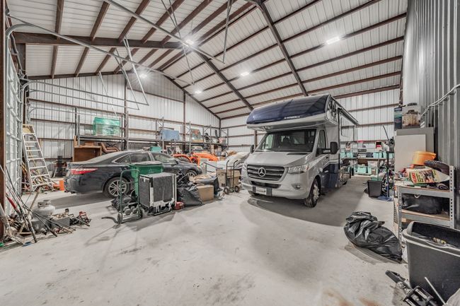 Garage with metal wall | Image 37