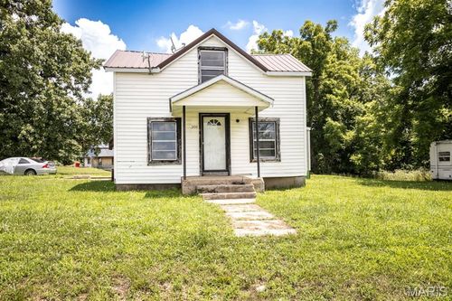 200 S Frisco St, Crocker, MO, 65452-7216 | Card Image