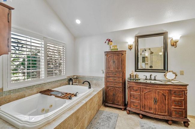 1189 Riesling Cir, House other with 4 bedrooms, 3 bathrooms and 3 parking in Livermore CA | Image 37