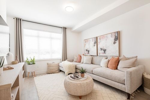 3-2070 Oak Meadows Dr, Surrey, BC, V3Z1J1 | Card Image