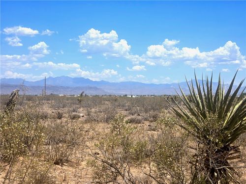 0000 N Elfrida Rd., Golden Valley, AZ, 86413 | Card Image