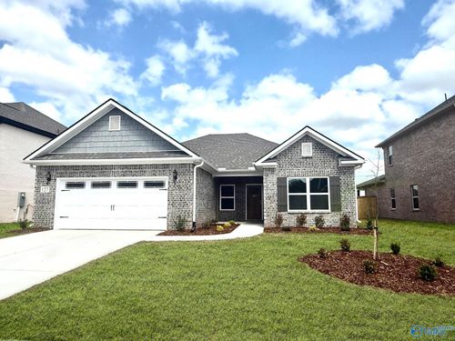 127 Ranna Dr, Huntsville, AL, 35811-1402 | Card Image