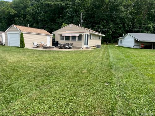 4202 Ray Mar Ct, Onsted, MI, 49265-9735 | Card Image