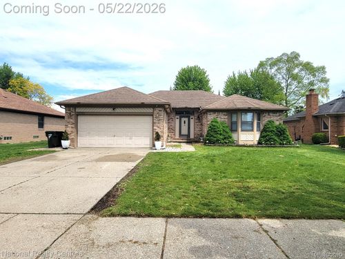 35098 Kensington Ave, Sterling Heights, MI, 48312-3847 | Card Image