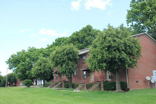 382 W Main St, Carlisle, KY, 40311-1046 | Card Image