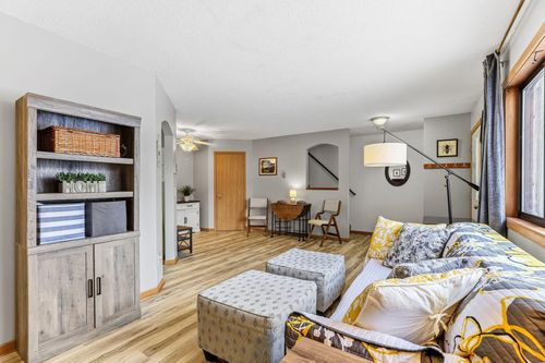 46 E 13th St, Waconia, MN, 55387-1877 | Card Image