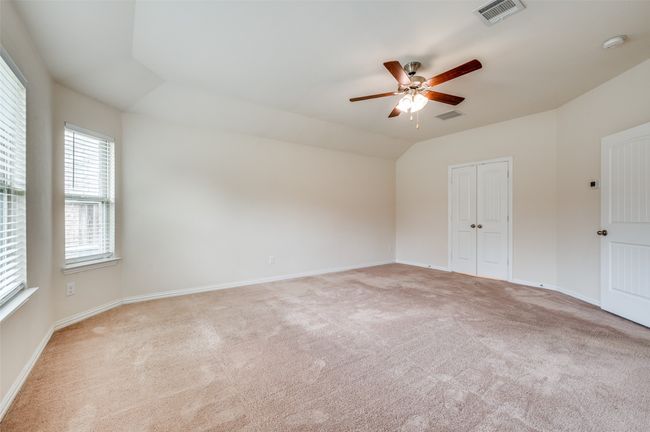 6120 Hightower St, House other with 3 bedrooms, 2 bathrooms and null parking in Aubrey TX | Image 15