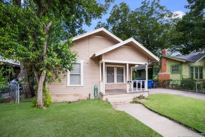 511 Cooper St, House other with 3 bedrooms, 2 bathrooms and null parking in San Antonio TX | Image 2