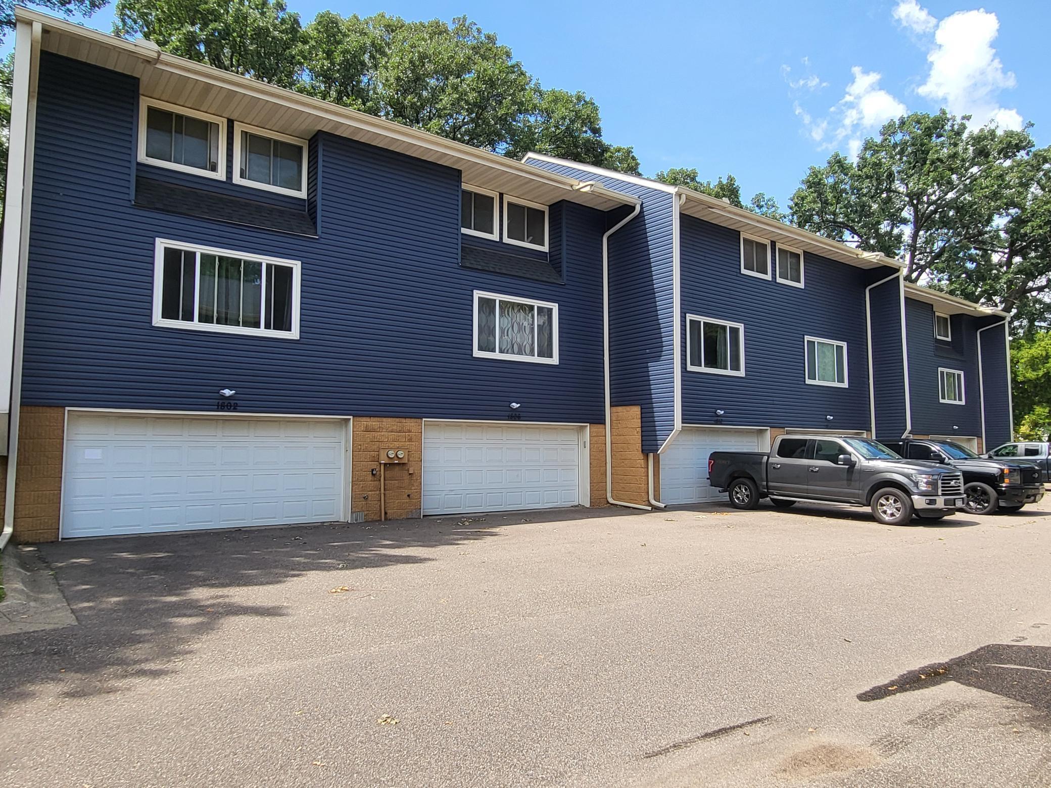 113th Ln, Minneapolis, MN 55433
