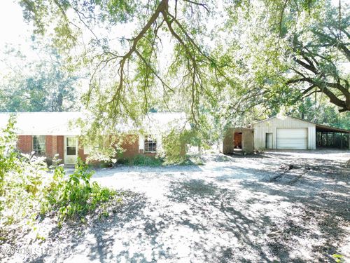 13709 Wolf Ridge Road, Moss Point, MS, 39562 | Card Image