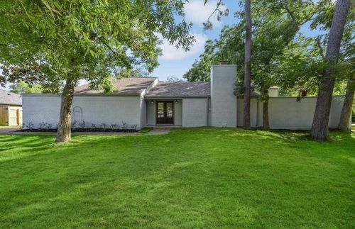 6 Earlham Dr, Friendswood, TX, 77546-4011 | Card Image