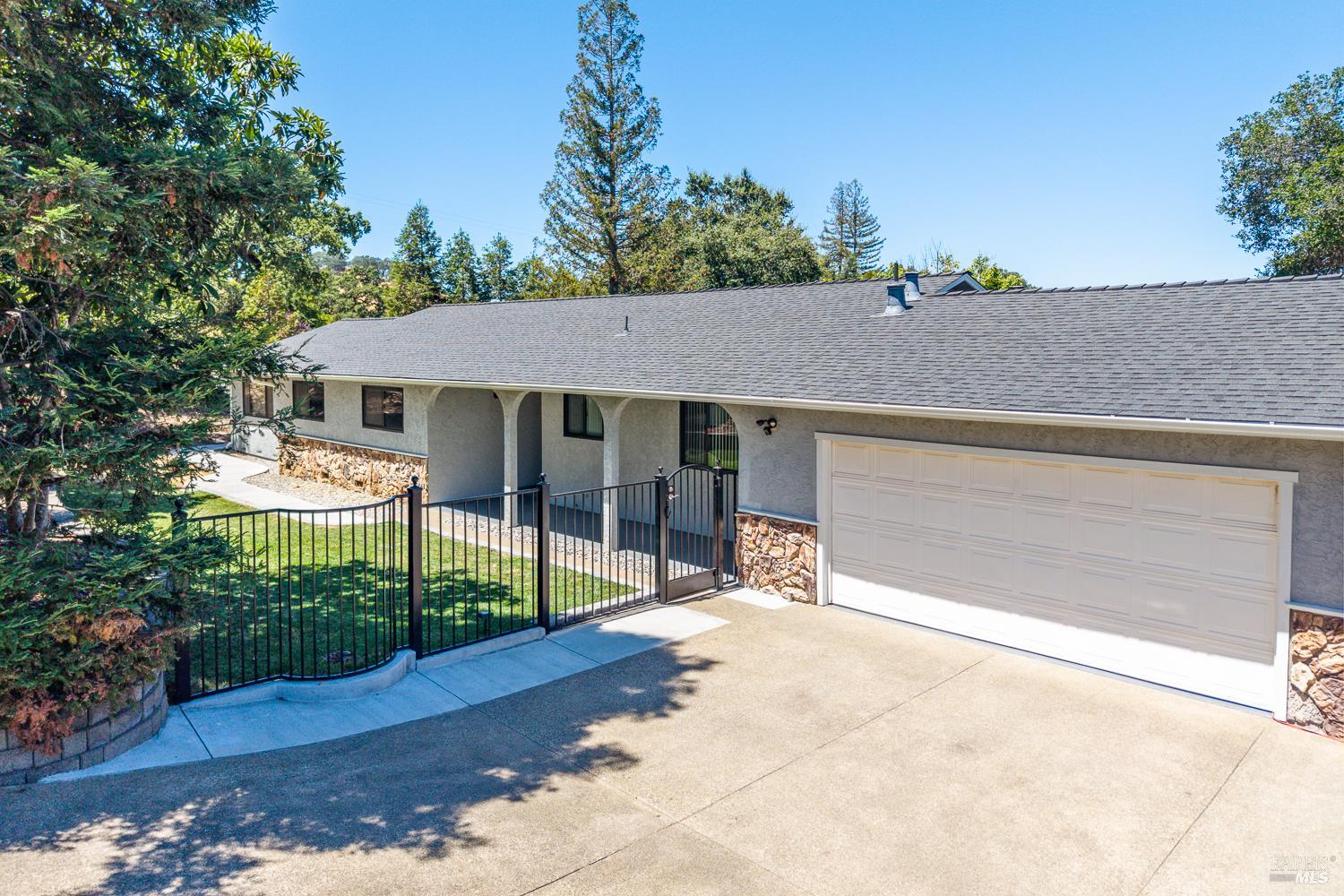 Residential in Ukiah