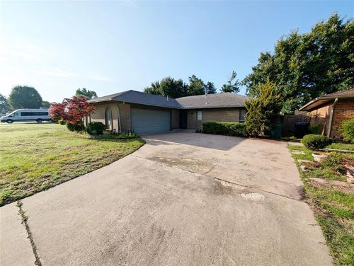 8324 Nw 19th St, Oklahoma City, OK, 73127-1006 | Card Image