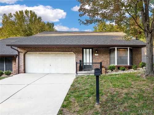 310 Northcrest Dr, Collinsville, IL, 62234-4744 | Card Image