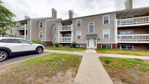301-103 Fieldcrest St, Ann Arbor, MI, 48103-6687 | Card Image